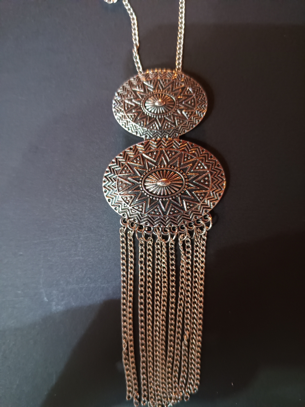 Double medallion pendant